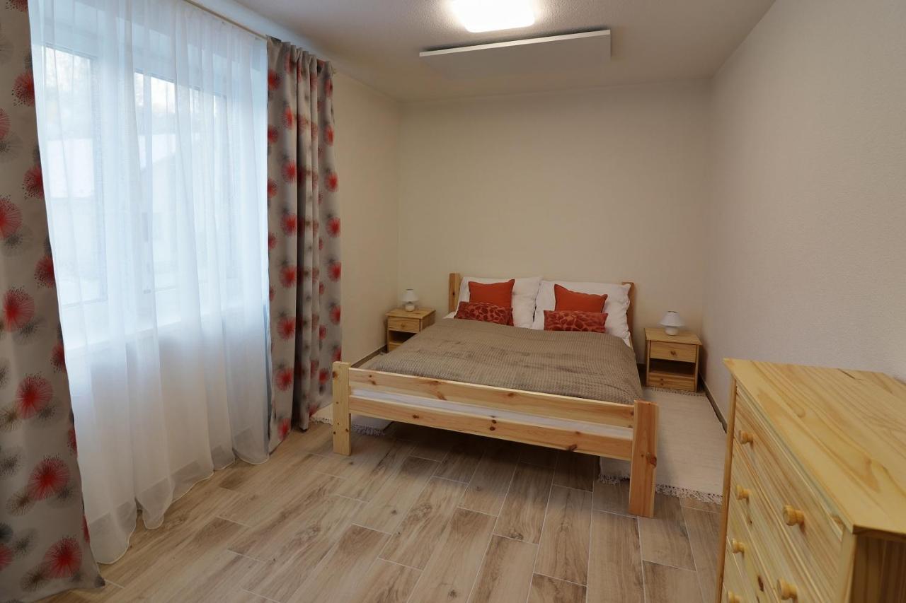 Chata Matzo Mýto pod Ďumbierom Екстериор снимка